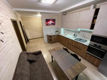 Тиха квартира з балконом в центрі біля Оперного театру!, Львов (фото 5)