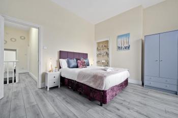 4 Bedroom House near City Centre Sleeps 10, Manchester (zdjęcie 4)
