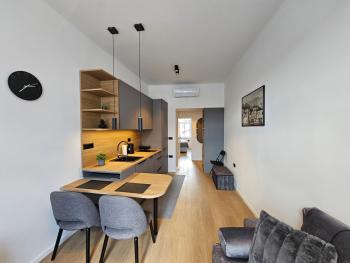Elegant Teo Apartment TourAs in Ljubljana Old Town, Lublaň (fotografie 3)