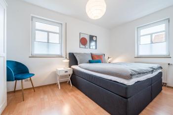 Cozyhomz Ferienwohnung bis 5 Personen mit Stellplatz, Drážďany (fotografie 3)
