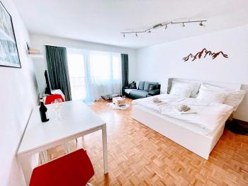 Holiday Escape Studio - Stylish & Central - steps to Matterhorn gondola, Zermatt (Foto 5)