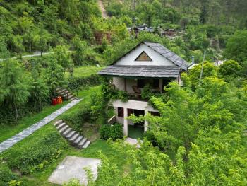 Thehraav By The River - Mudhouse Odyssey, Tirthan Valley, Banjār (foto 3)