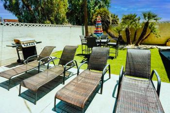 Vegas Getaway amazing Ground Floor with Pool and Games and BBQ, Las Vegas (foto 5)