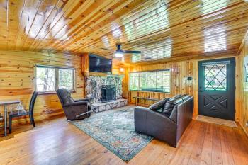 Hike & Snow Play! Creekside Cabin in Payson, Payson (foto 4)