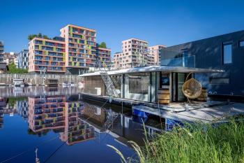 Hausboat Holešovice, Praha (fotografie 2)