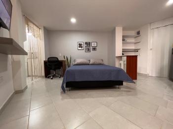 Comfy loft in Laureles, Medellín (photo 2)