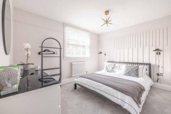 Stay In Style With Castle Views, Prime Spot Windsor, Windsor (zdjęcie 2)