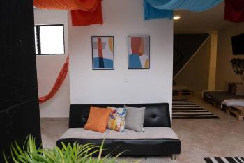 Pleasant House 20 People In Laureles, Medellín (Foto 3)