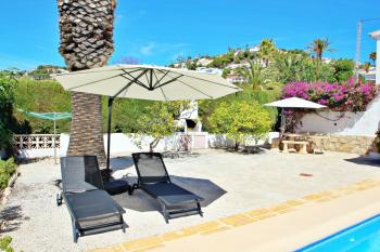Yojo - holiday villa with private pool and panoramic views in Moraira, Moraira (foto 2)