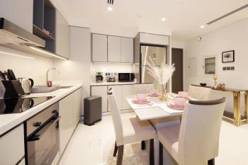 Incredible Sea view 2BHK - Private beach Access - Emaar Beachfront, Dubai (photo 4)