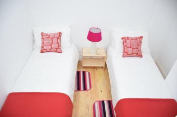 Cool Tailor Made 2 Bedroom Apartment, Lisbon (photo 3)