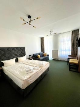 großes Familienapartment mit Blick zur Frauenkirche, Drážďany (fotografie 3)