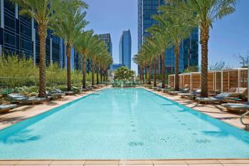 Lavish High-Rise 2bed Apt in the Hearth of Downtown LA, Los Angeles (photo 5)
