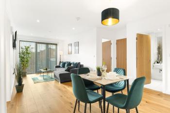 Pluxa Emerald Luxury - Walk to Attractions, Transport Nearby, Birmingham (Foto 4)