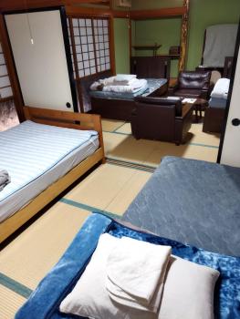 Private Room in Japanese Vintage House 民家の一室 Smoke Free, Free Parking Good to Travel for Tashiro Cats Island no1, Ishinomaki (foto 3)