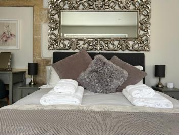Cosy countryside stay near Bath with free parking, Bath (photo 2)