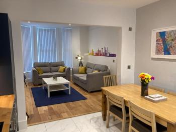 Exceptional 5 bed house near City Centre, Liverpool (photo 3)