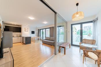 Garden Towers Apartments, Praha (fotografie 5)