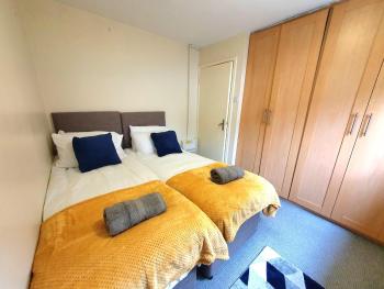 3 Beds Apt - Leeds City Centre & LGI - Contact for better offers!, Leeds (foto 3)