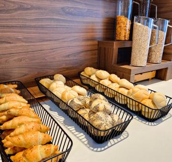 Hotel Alkar - Family Friendly Hotel with Pool in Sinj, Dalmatia, Sinj (fotografie 5)