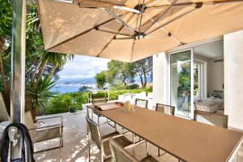 Villa Mont Boron, vue mer exceptionnelle, Nice (photo 4)