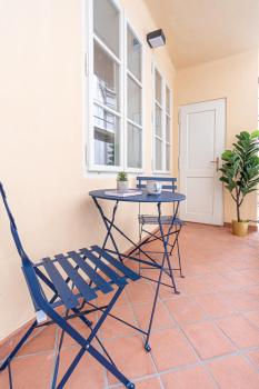 Exquisite 2 Bedroom Apartment at Lesser Town by EasyBNB Premium, Prague (photo 3)