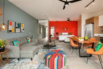 Oasis Studio - Puerto Vallarta Downtown Malecon, with City, Ocean & Mountain Views, Puerto Vallarta (foto 2)