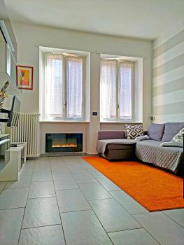 Elegant Smart Suite with Free Parking, Turin (photo 4)