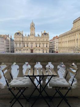 Collection Terreaux - No 5 Balcon sur place w AC, Lyon (photo 2)