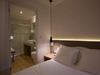 The 8 - Downtown Suites, Lisbon (photo 4)