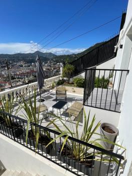 Fully equiped newly refurbished studio with an incredible view in Nice, Nice (photo 2)