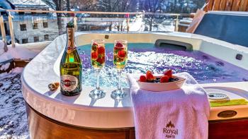 Royal Prestige Collection z prywatnym jacuzzi - STONE HILL RESORT z basenem i saunami, Szklarska Poręba (photo 4)