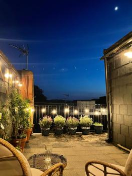 Epic Location, Views & Large Private Terrace, Виндзор (фото 4)
