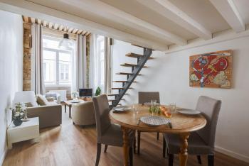 GuestReady - Magnificent duplex canut hypercentre, Lione (foto 4)