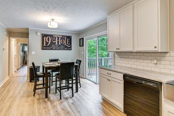 Pinehurst Home with Deck Less Than 2 Mi to Golf Course!, Pinehurst (fotografie 3)