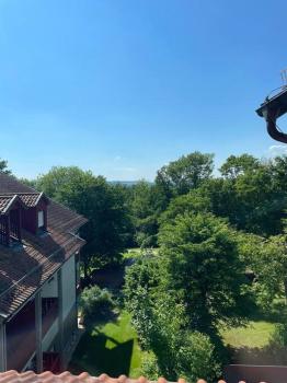 FeWo 57 - Appartement im Rottalblick - Helle Kuschelecke genießen mit Bademantelgang zur Therme, TV, inkl Stellplatz im Haus u Kurtaxe, Bad Griesbach (zdjęcie 3)