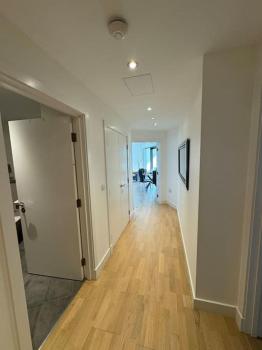 VV - Luxury 1 bed with Pool & Sea Views, Gibraltar (foto 4)