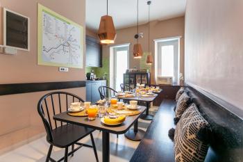 Moai Home, Řím (fotografie 3)