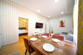 Modern 2 bedroom apartment with balcony in central location, Tirana (photo 2)
