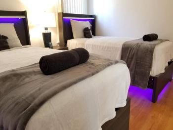 Luxury and Spacious 5 bedroom private house by Melrose WIFI TV Backyard Free Parking close to the Grove Hollywood Walk of Fame, Los Angeles (fotografie 3)