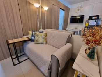Cozy Shore Residence with balcony near Mall of Asia & airport, Manila (photo 2)