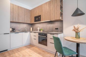 Patronka Apartments - Stylish apartment with a divided sleeping area, Bratislava (Foto 3)