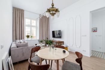 Spring Sky Haven - 1BR for 4 - Kazimierz, Krakov (fotografie 2)