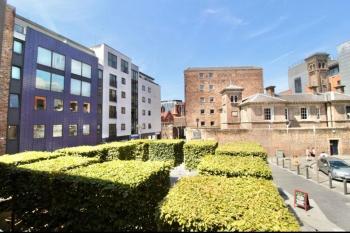 Campbell Square Apartment 3, Liverpool (photo 3)