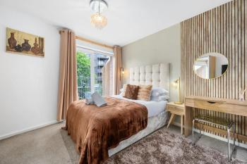 Cityfront Luxe Apt Near City Centre Facing Etihad & Coop Live, Free Parking, Manchester (foto 3)