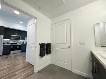 Modern Hollywood Home Sunset View & Free Parking - 10mins to Universal Studios, Los Angeles (fotografie 2)