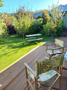 Garden setting, quality independent studio for two, Christchurch (foto 4)