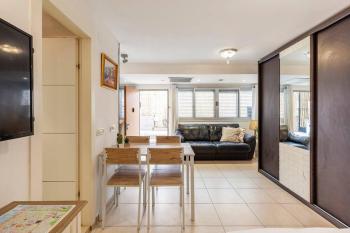 Studio with garden, 5 min walk to the sea, Tel Aviv (Foto 3)