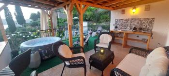 Panoramic view with jacuzzi, Vis (photo 2)