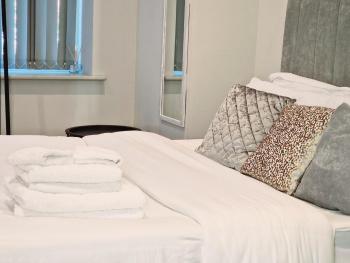 Stylish Apartment 1 Bed Sleeps 2 Parking, Leeds (fotografie 2)
